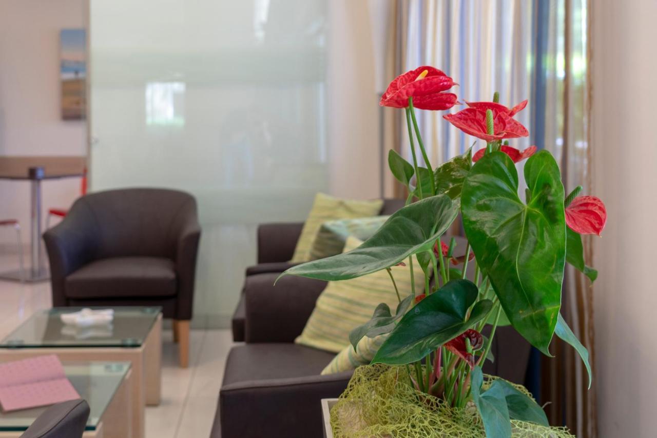 Hotel Adigrat Riccione con Ristorante Esterno foto