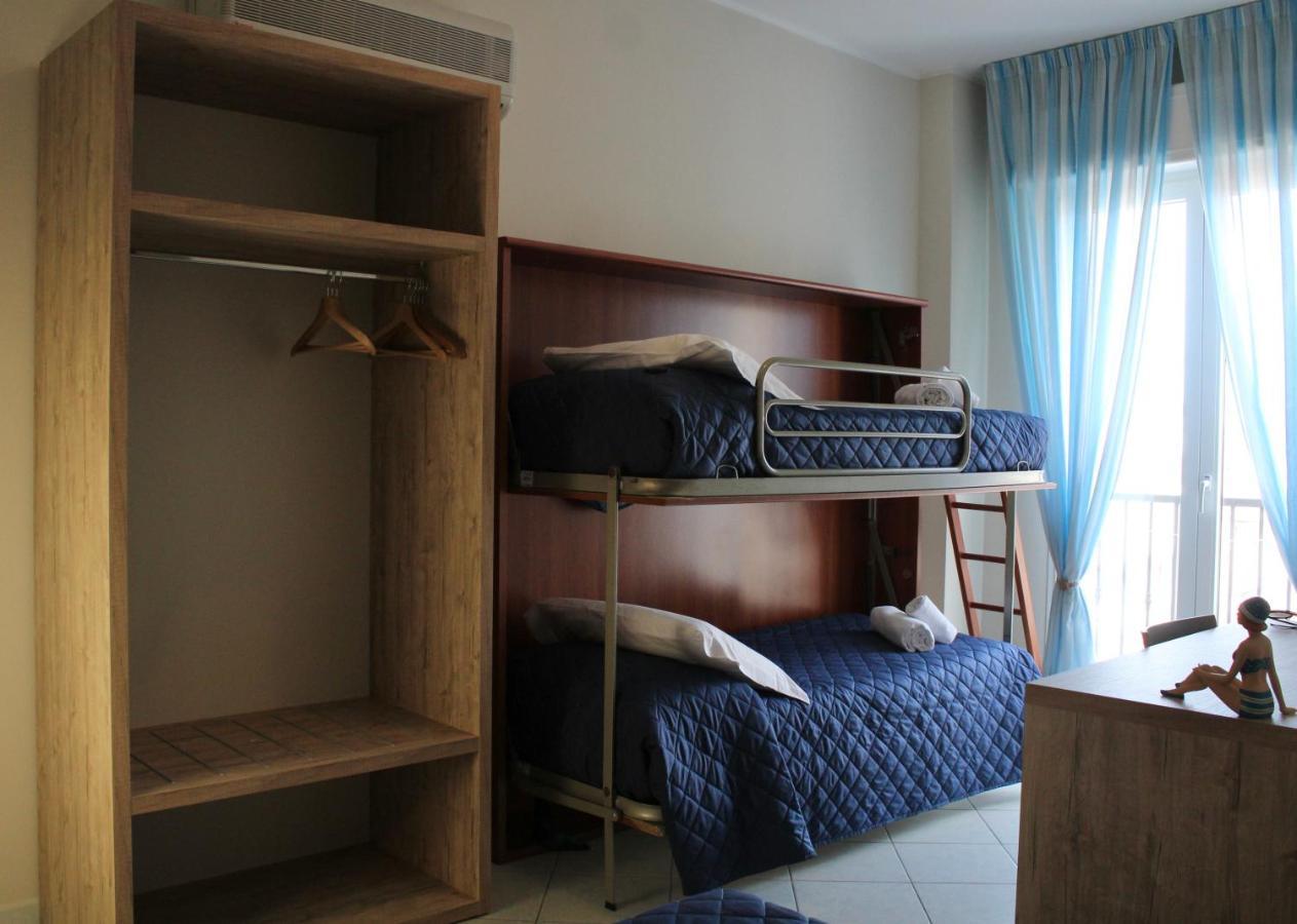 Hotel Adigrat Riccione con Ristorante Esterno foto