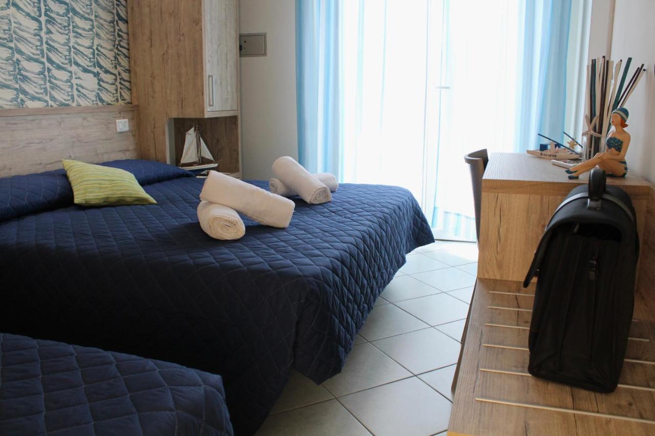Hotel Adigrat Riccione con Ristorante Esterno foto