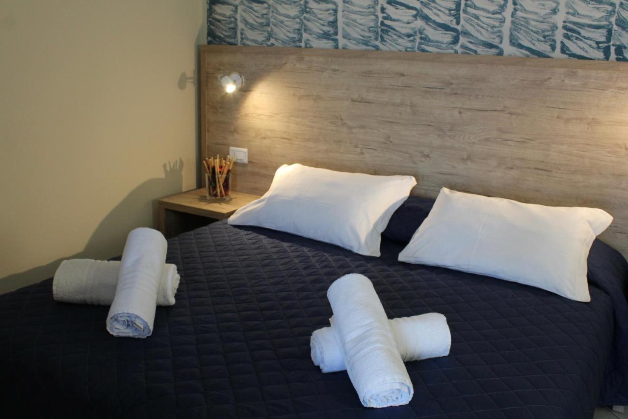 Hotel Adigrat Riccione con Ristorante Esterno foto