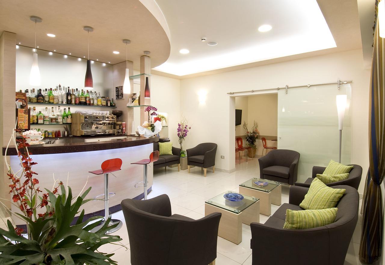 Hotel Adigrat Riccione con Ristorante Esterno foto