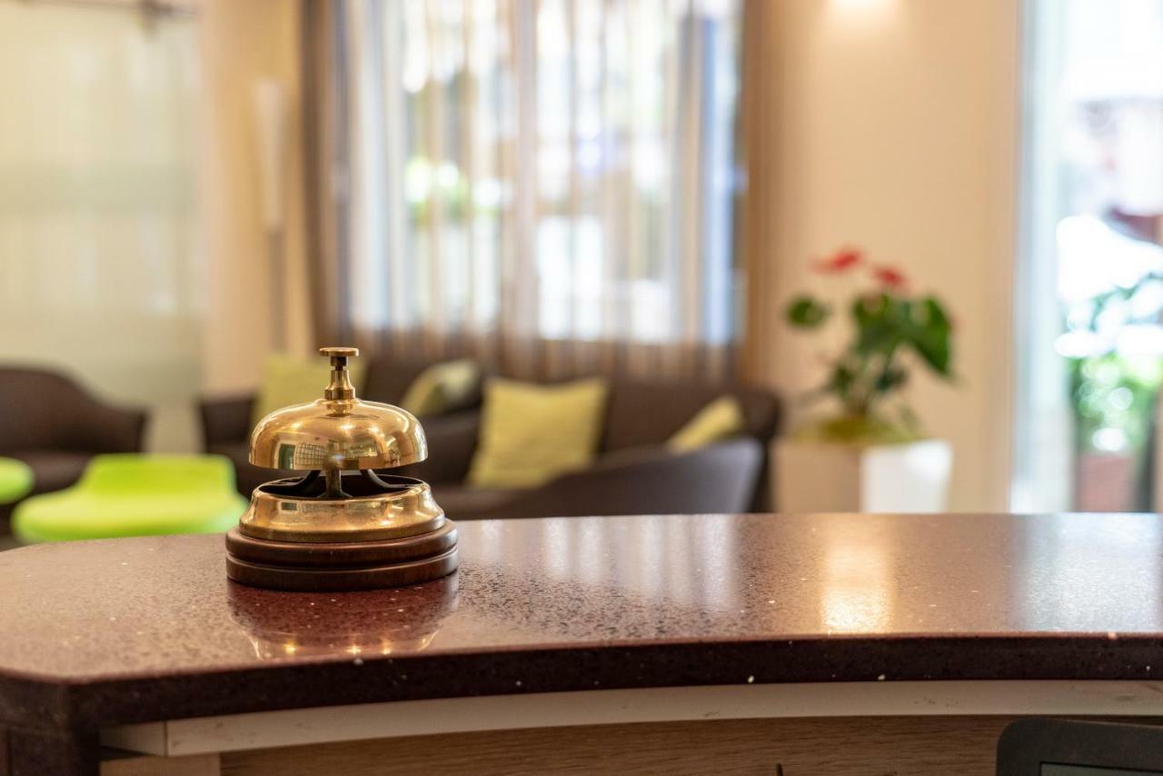 Hotel Adigrat Riccione con Ristorante Esterno foto